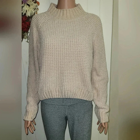 H&M sweatshirt - Picture 1 of 3